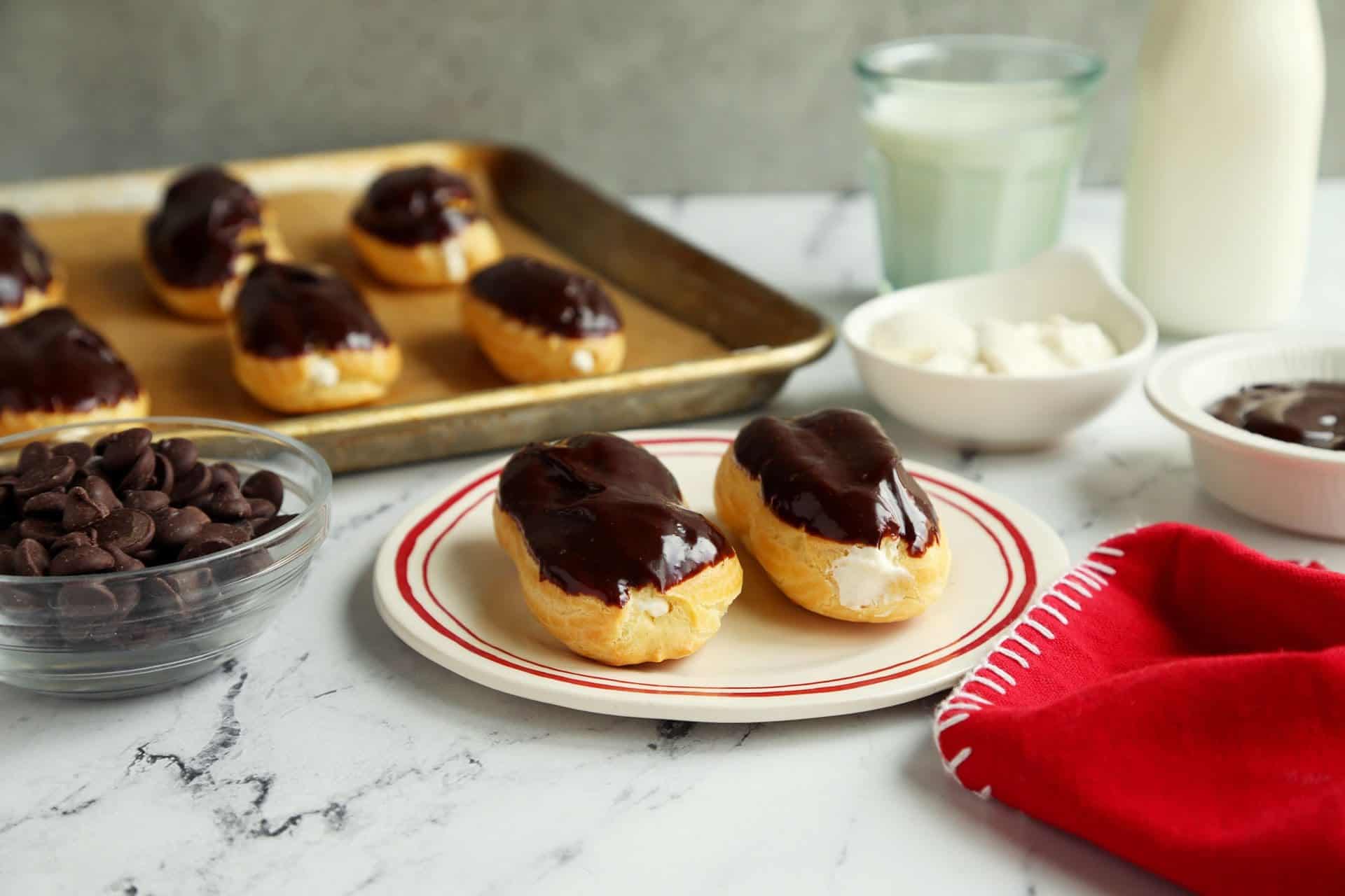 Unlock Bakery-Quality Eclairs: Your Easy Homemade Guide
